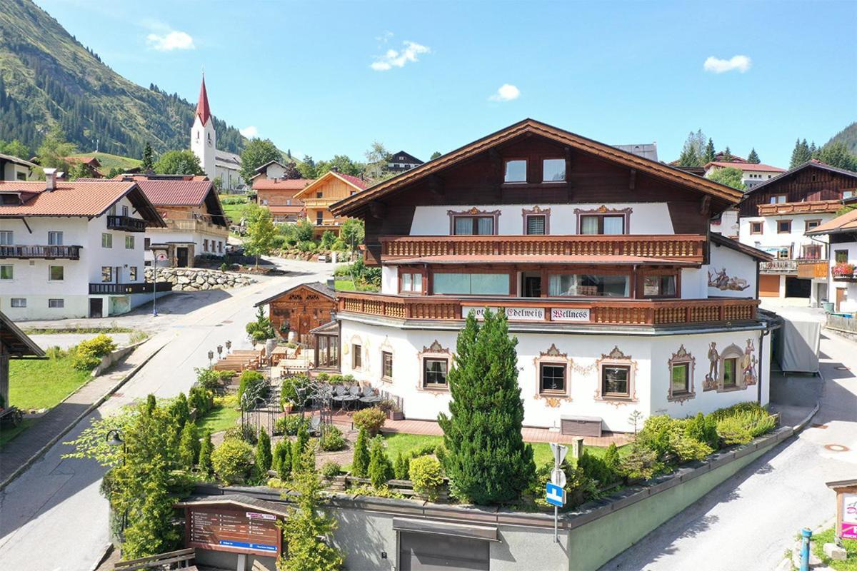 Hotel Edelweiß Garni Berwang