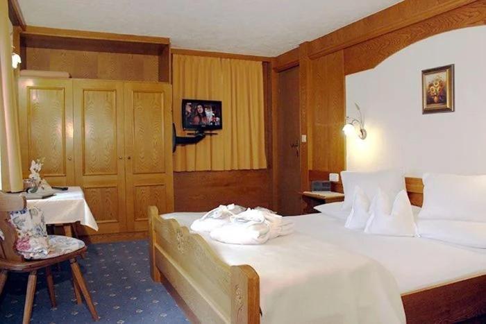 Hotel Edelweiß Garni