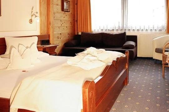 Hotel Edelweiß Garni Berwang