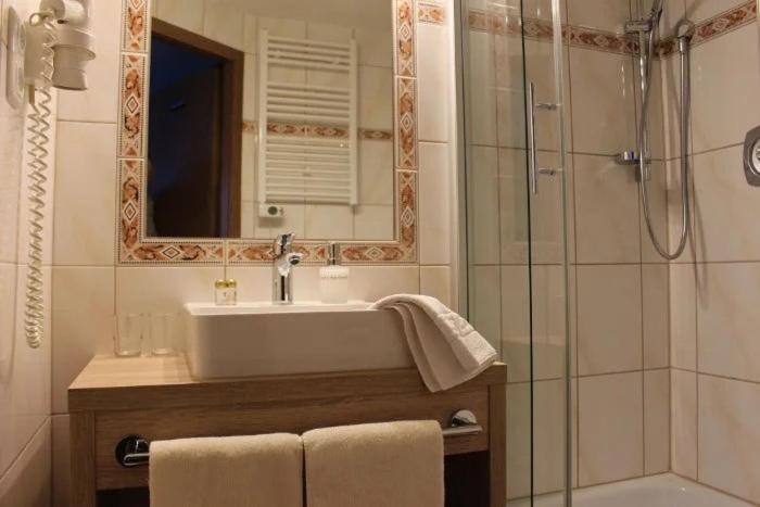 Hotel Edelweiß Garni 4*