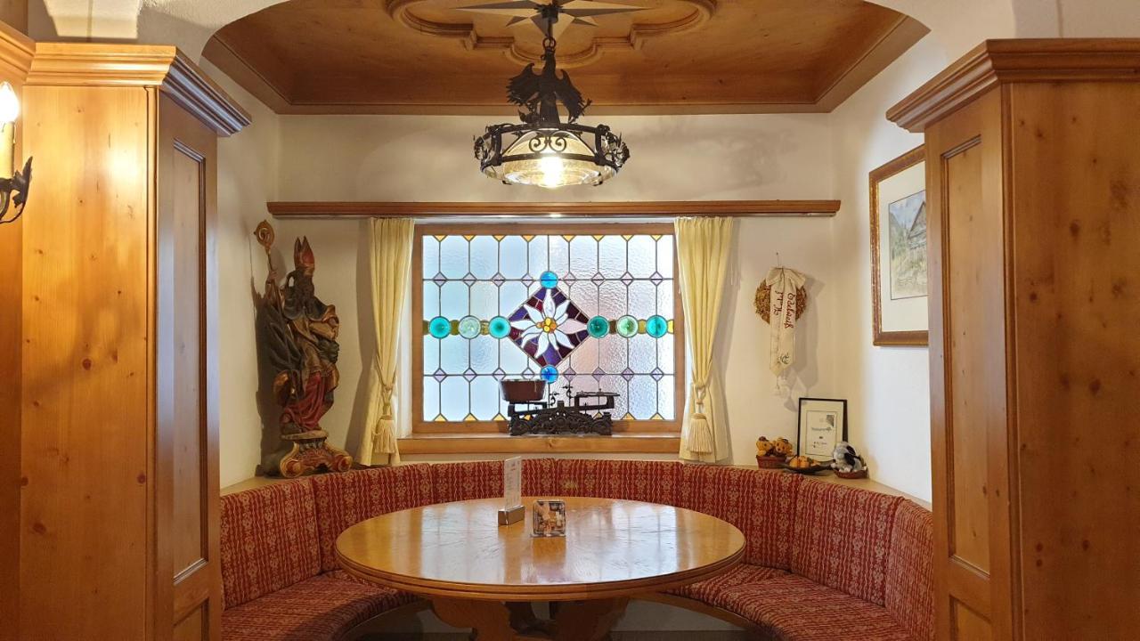 Edelweiß Hotel